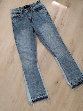 Supply & Demand Acid Wash Frayed Hem Jeans Size 30W